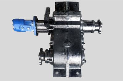 液壓驅(qū)動(dòng)分動(dòng)箱 四驅(qū)波箱